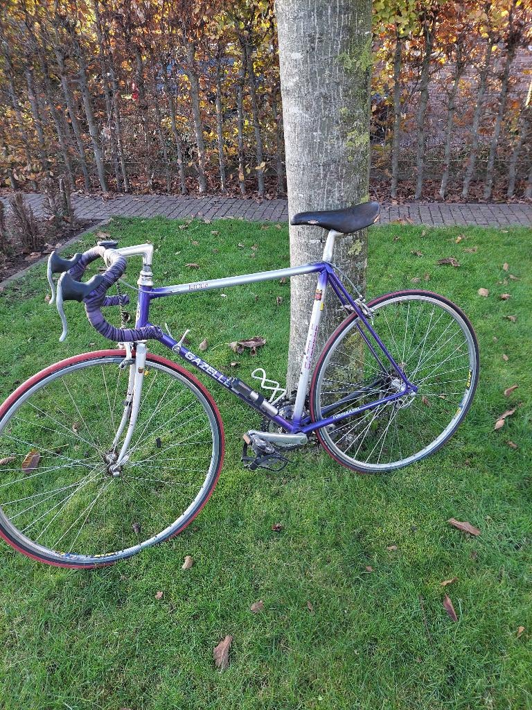 Vintage koersfiets, Vélos & Vélomoteurs, Vélos | Hommes | Vélos de sport & Vélo de randonnée, Enlèvement ou Envoi, Utilisé, Gazelle
