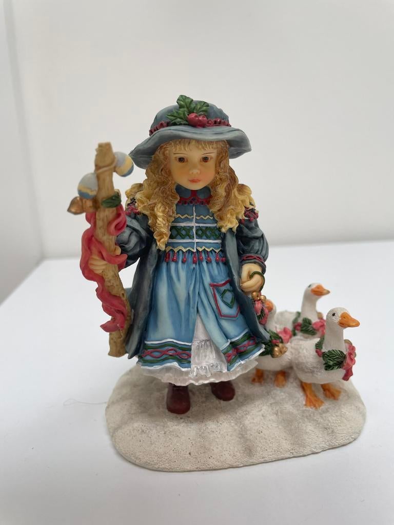Kerstbeeldje Goose Girl by Christine Haworth, Verzamelen, Ophalen, Zo goed als nieuw, Overige typen