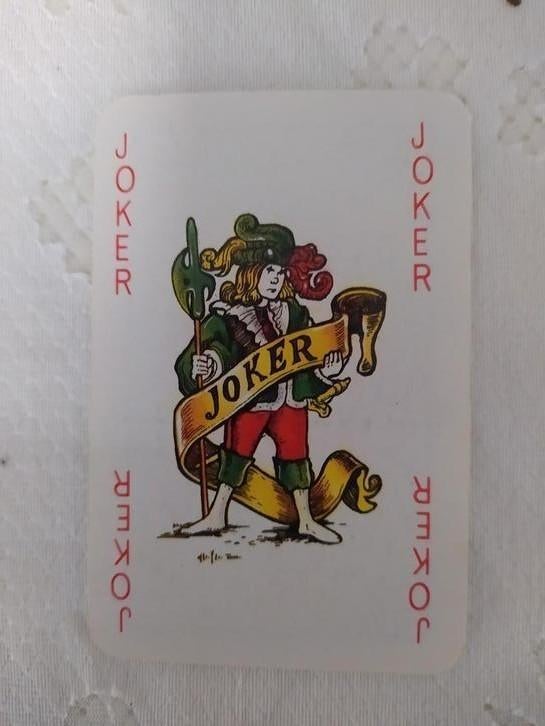 Speelkaarten met zeldzame jokers (boek is nog volledig), Verzamelen, Speelkaarten, Jokers en Kwartetten, Ophalen of Verzenden