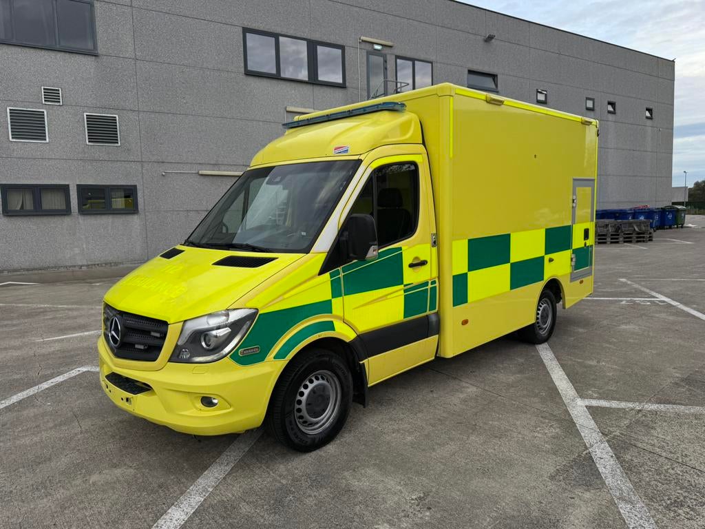 Ambulance Mercedes Sprinter 3.0 , 2016 , 196.000  KM ,, Auto's, Automaat, 4 deurs, Bedrijf, Diesel