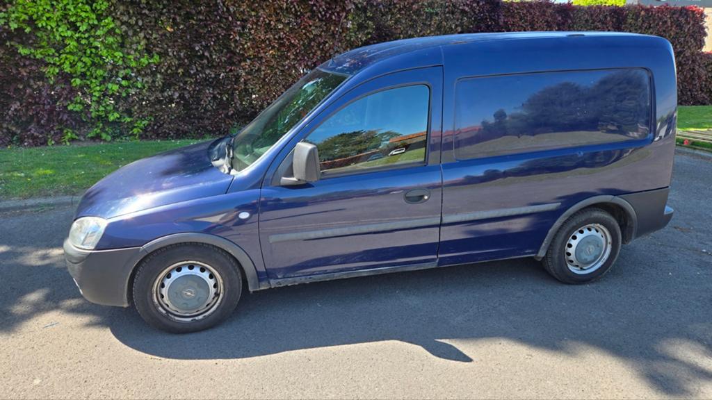 Opel combo start rijdt remt. Zo menemen, Offres d'emploi