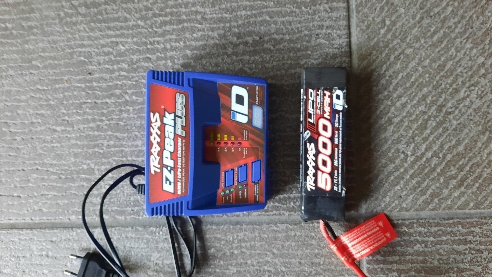 traxxas, Enlèvement ou Envoi