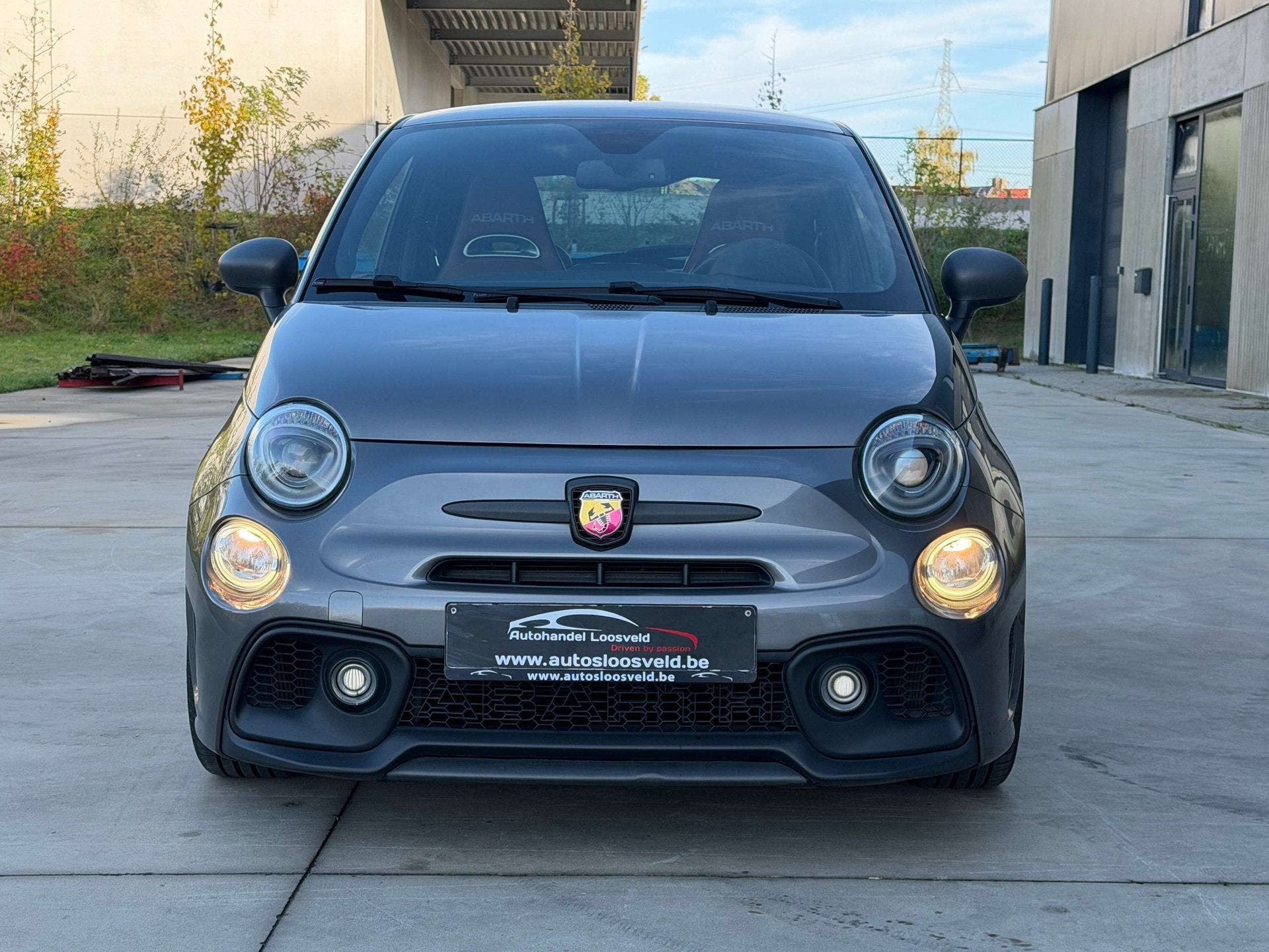 Abarth 595 Competizione 1.4i Euro 6b / 179 PK / NAVI/ BREMBO, Auto's, Euro 6, 4 cilinders, 1368 cc, 132 kW
