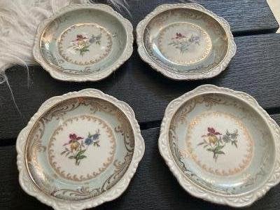 4 sous-verres anciens en porcelaine bavaroise., Enlèvement