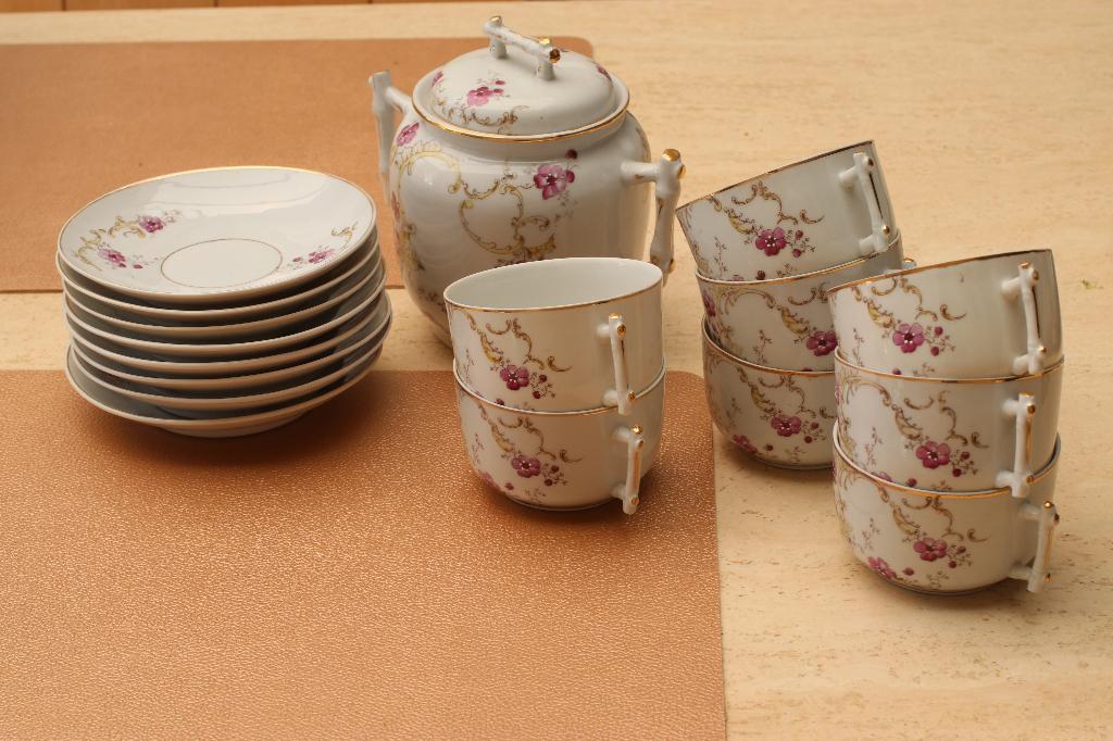 Service café dessert vintage 1930 porcelaine fleur dorure, Enlèvement ou Envoi