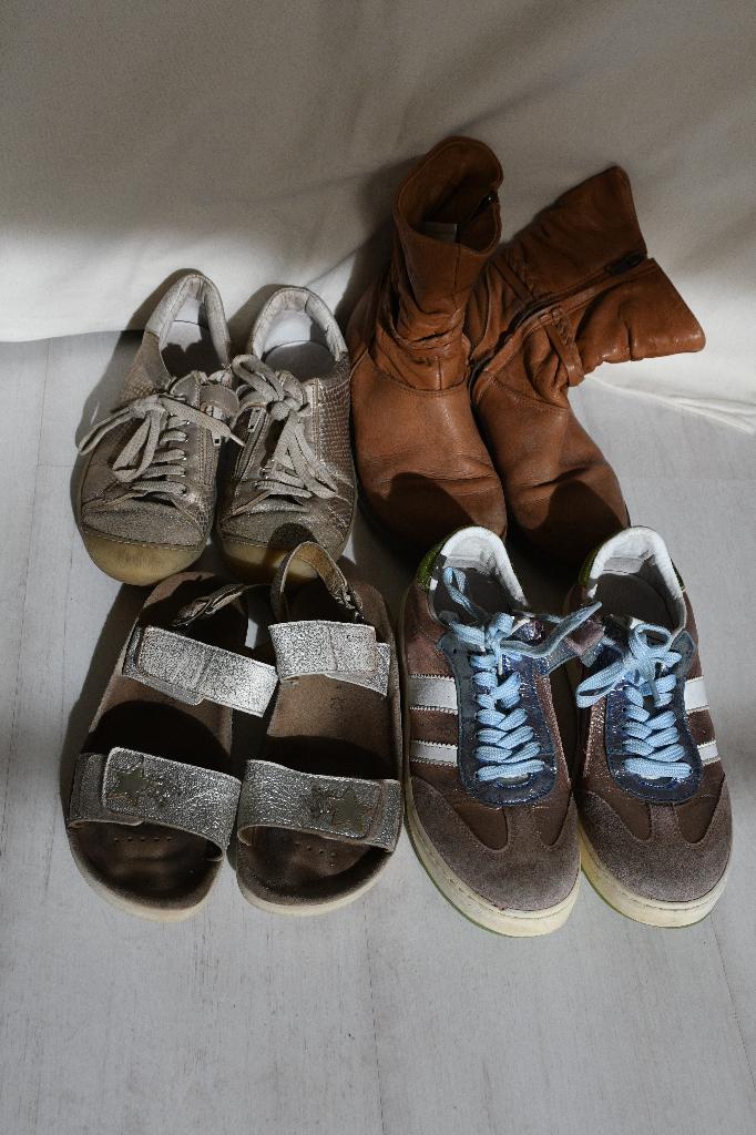 Lot de chaussures fille pointure 34, Enlèvement, Utilisé, Chaussures, Fille
