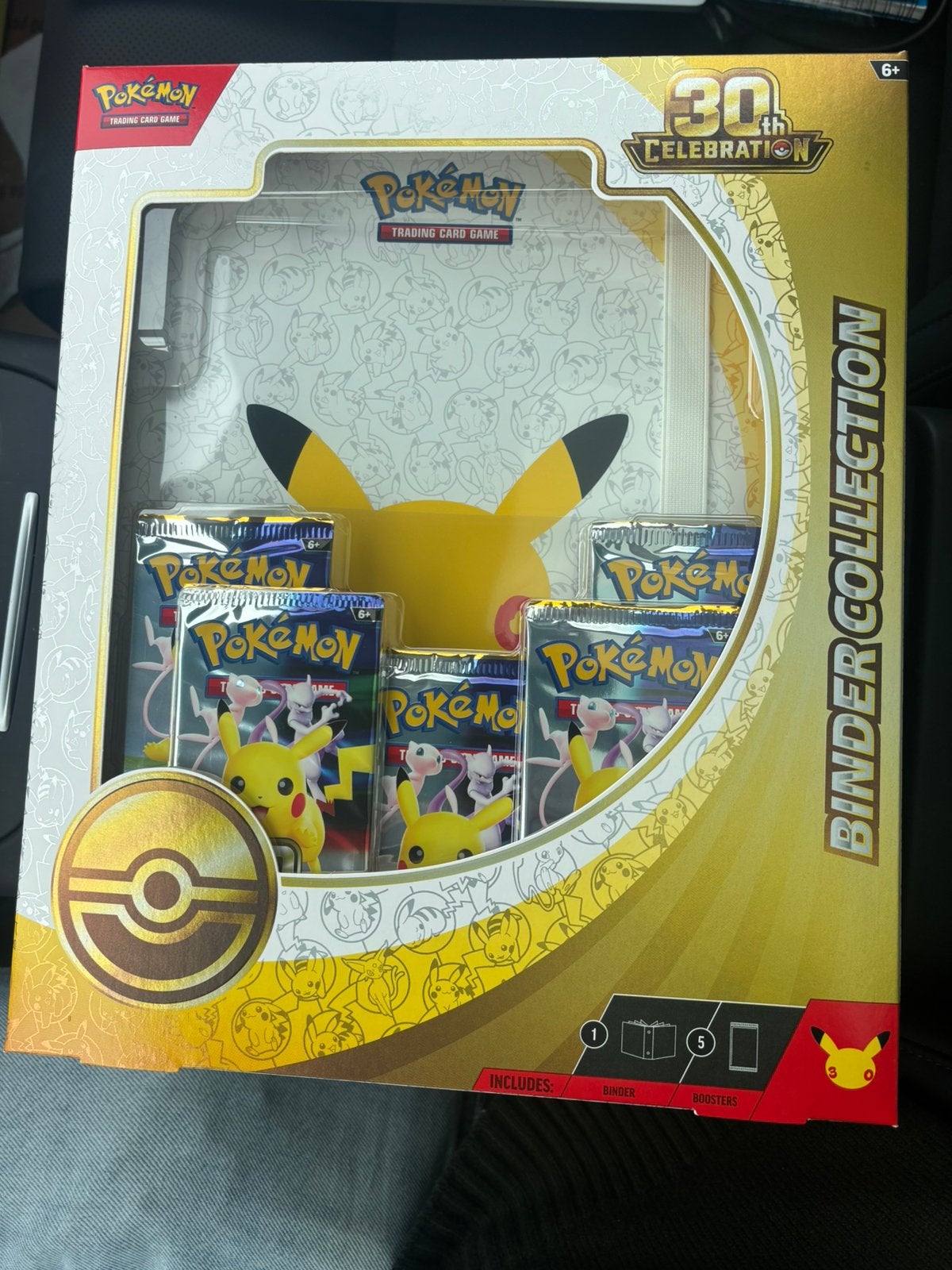 Pokemon 30th celeb binder, Ophalen of Verzenden, Nieuw