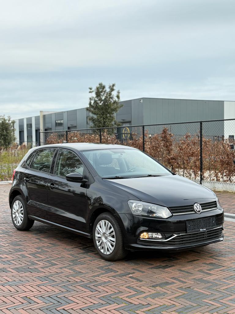 Climatiseur essence VW Polo Facelift 5D + homologué VVK, Autos, Achat, Euro 6, Boîte manuelle, Noir
