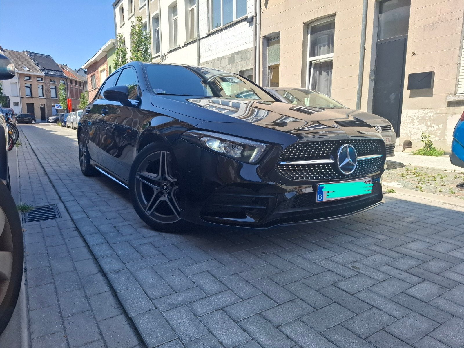 Mercedes A200- AMG- onderhoudsboekje- 163pk, Zwart, 120 kW, 5 zetels, 5 deurs