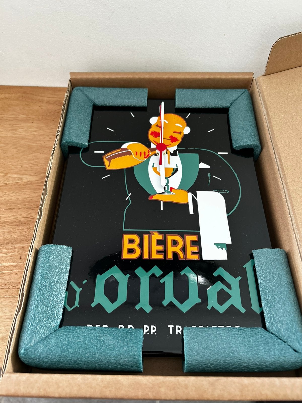 Horloge Orval email 23/33cm numérotée jamais exposée neuve, Ophalen of Verzenden