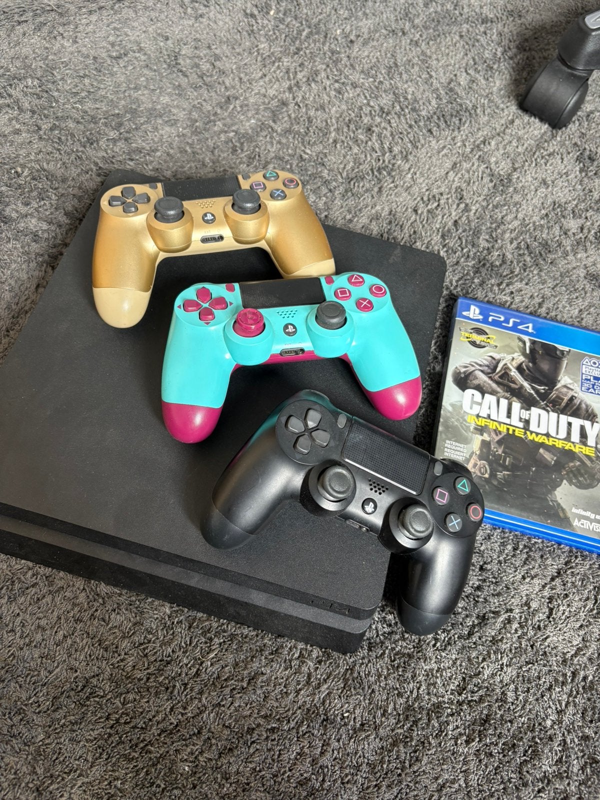 Playstation 4, Games en Spelcomputers, Spelcomputers | Sony PlayStation 4, Ophalen, Met 3 controllers of meer, Slim, 500 GB