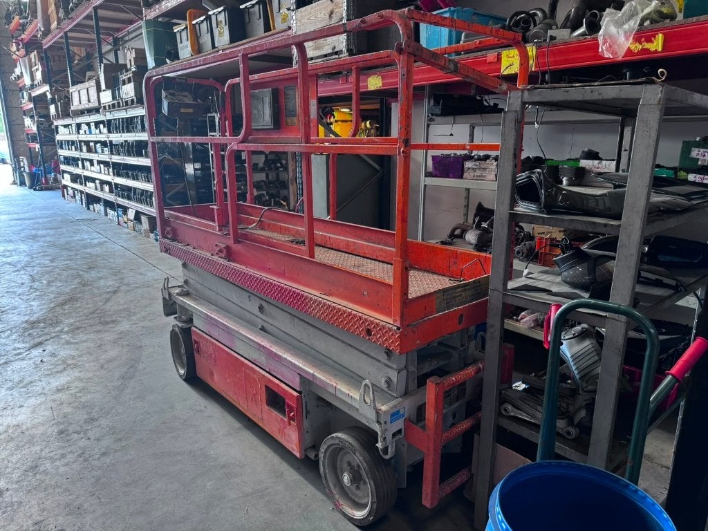 Nacelle élévatrice JLG 2033E batteries 50% joystick neuf, Articles professionnels, Enlèvement