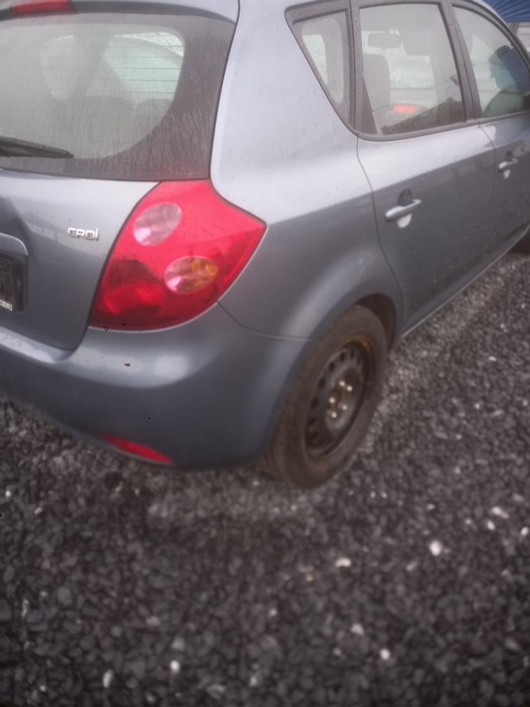Pièces. Kia, Enlèvement, Kia