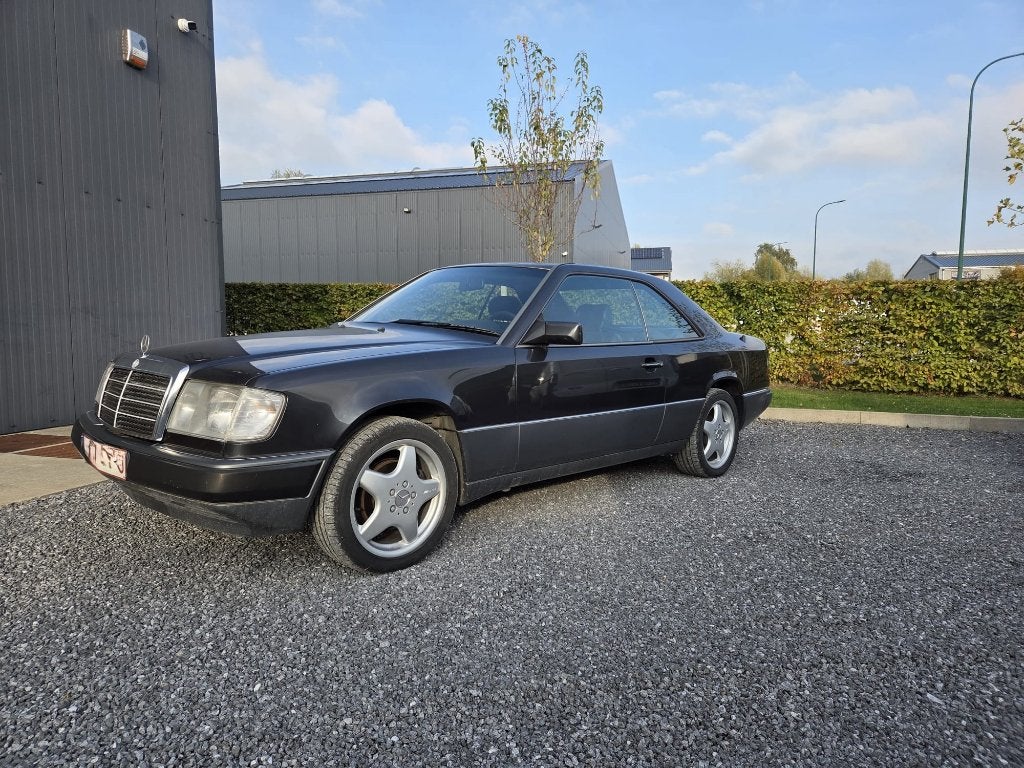 Mercedes 230 CE C124 – 1990 – 175.000 km, Autos, Cuir, Argent ou Gris, Achat, Série 200