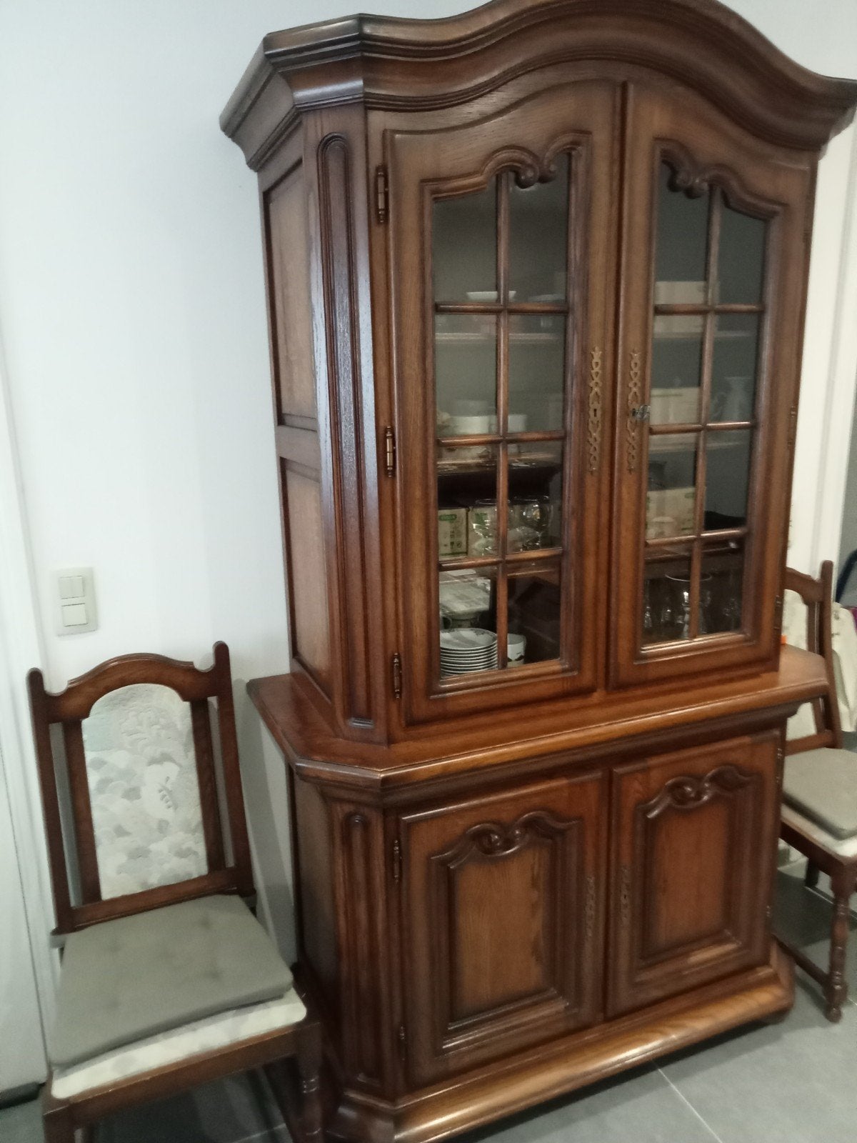 Belle vitrine,en chêne., Enlèvement, Chêne