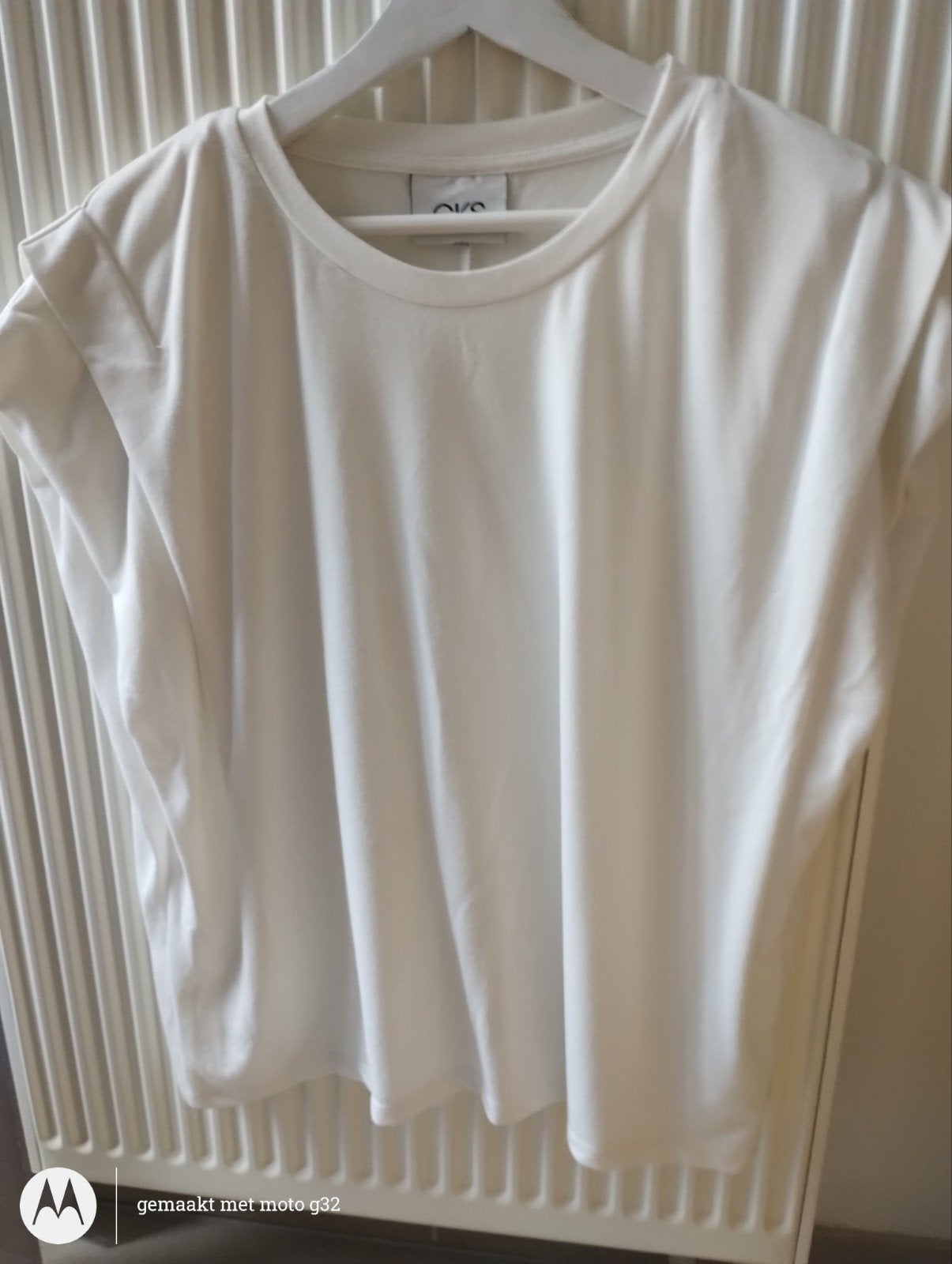 t-shirt, Kleding | Dames, Wit, Maat 42/44 (L), Ophalen of Verzenden, Zo goed als nieuw