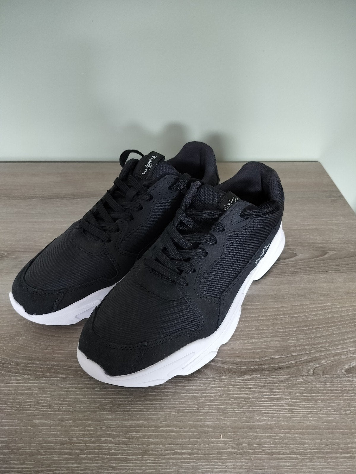 Björn Borg schoenen maat 42, Ophalen