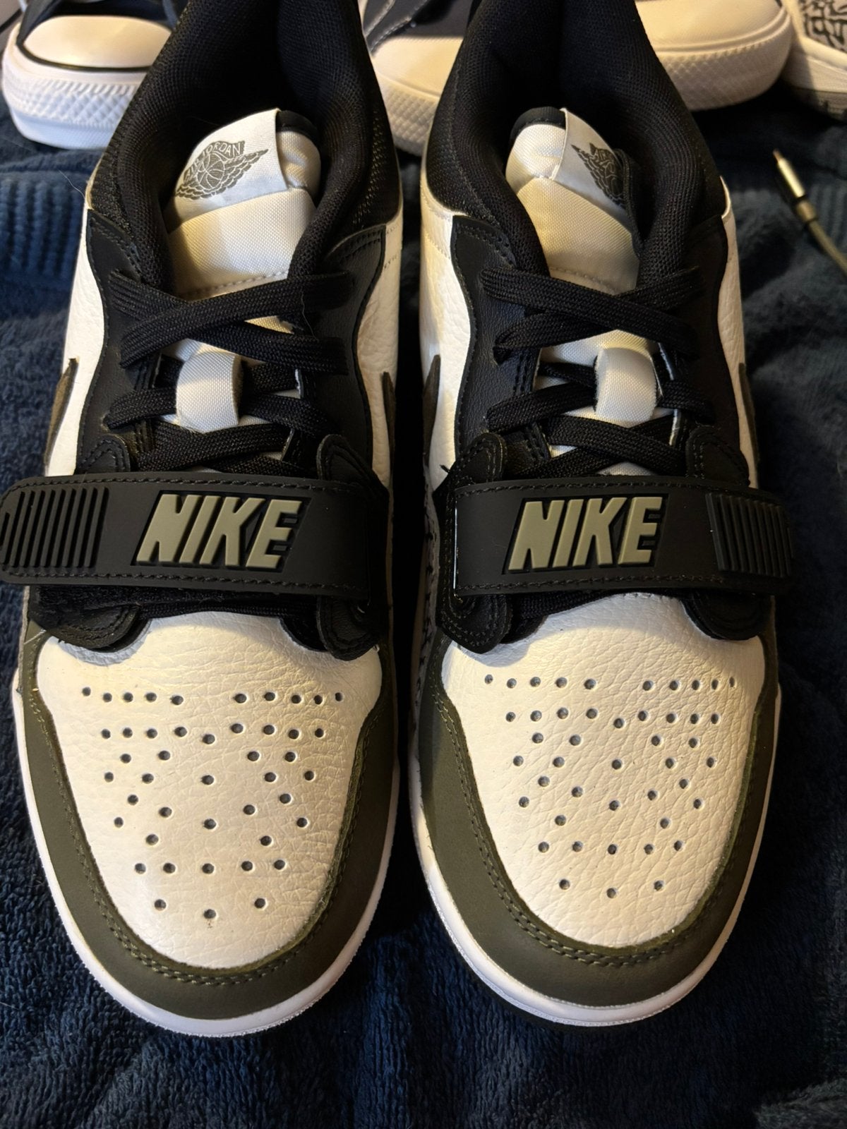 Jordan basse pointure 40 neuve, Vêtements | Femmes, Chaussures, Enlèvement, Comme neuf