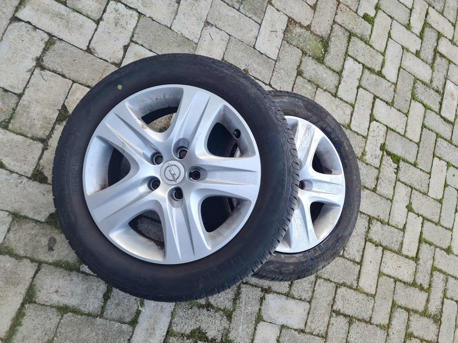 Opel velgen banden, Auto diversen, Velgenbomen, Ophalen, Zo goed als nieuw