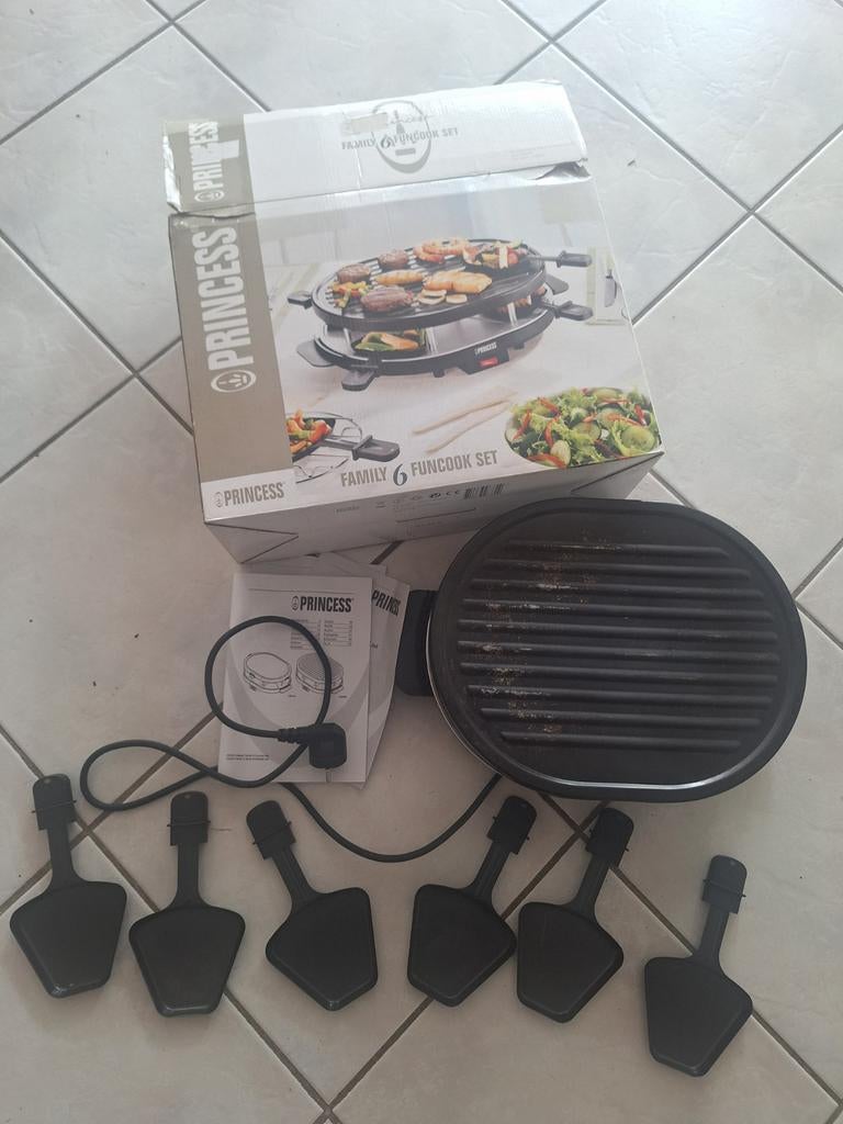 Gourmetstel met 6 pannetjes - Princess, Ophalen of Verzenden, Gebruikt, 4 t/m 7 personen