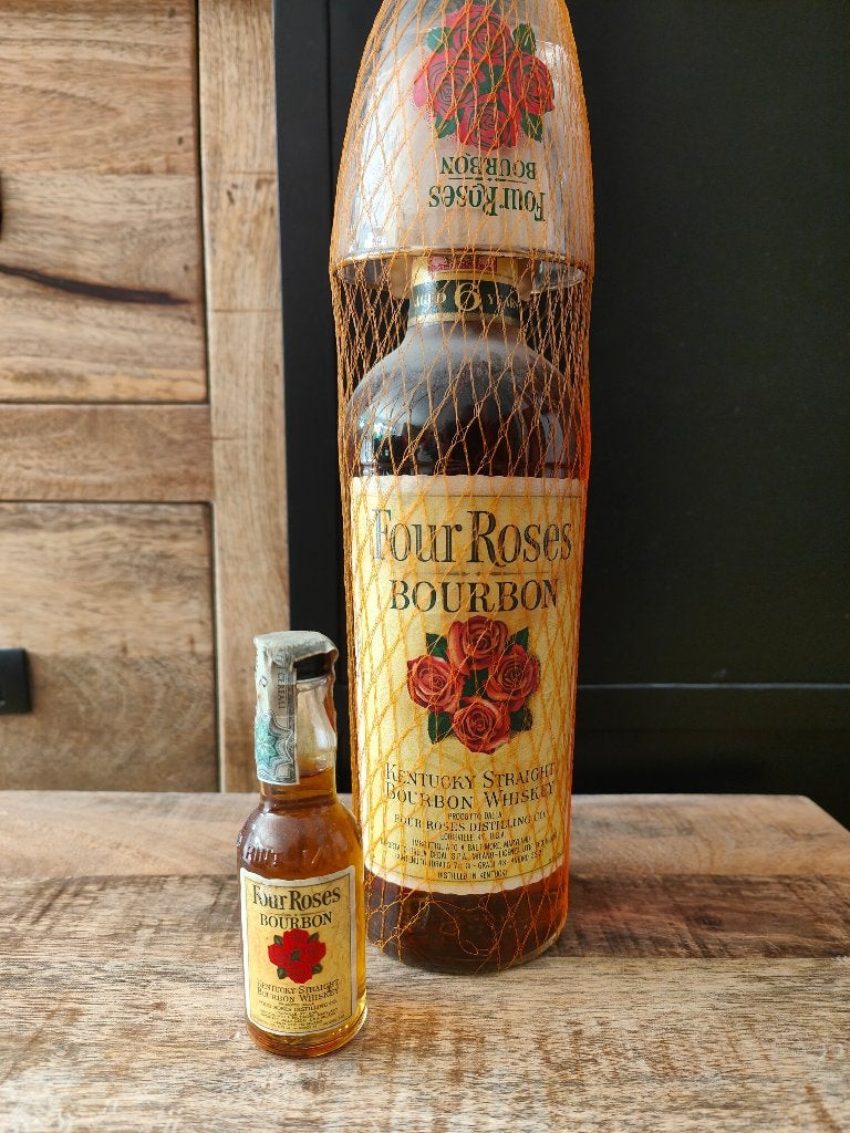 Four Roses Mini Bottle 1970 V1 Mini 50ml Bourbon, Overige gebieden, Overige typen, Nieuw, Ophalen of Verzenden