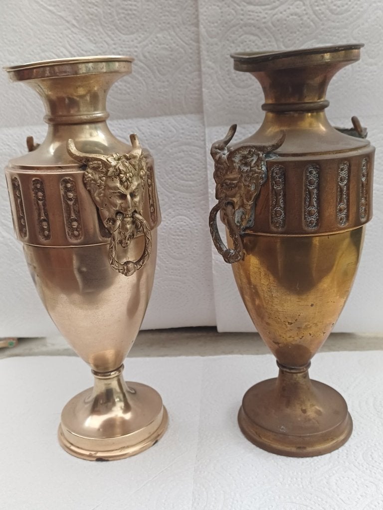 set antieke koperen/messing vazen met satyr-koppen, Ophalen, Koper of Brons