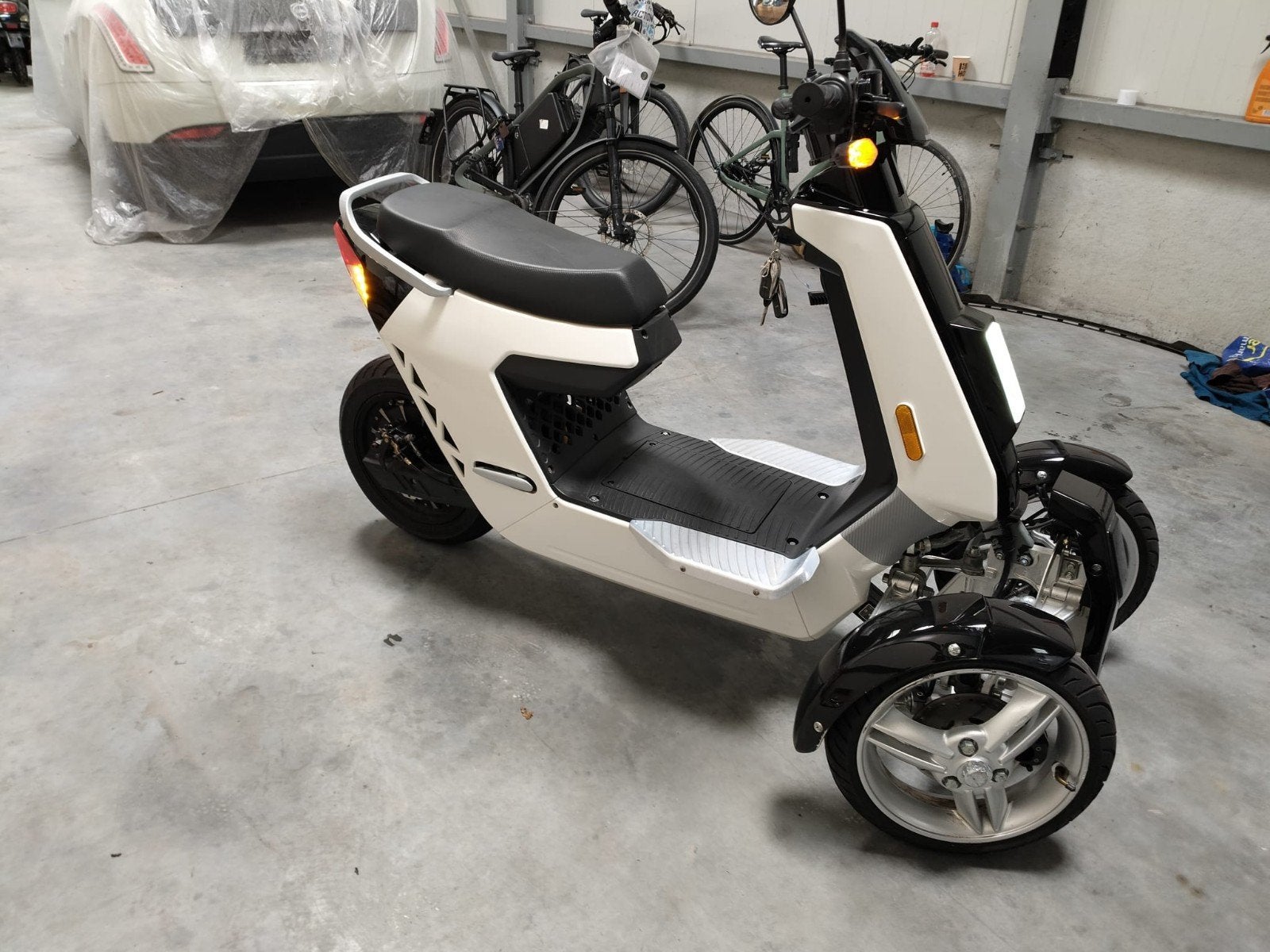 KNVB Vigorous TOL2000DZK V28 bromf 3wieler 2500km, Fietsen en Brommers, Scooters | Overige merken, Ophalen