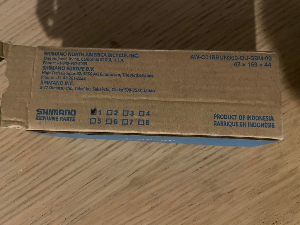 Shimano trapas bb un 300, Ophalen of Verzenden, Zo goed als nieuw