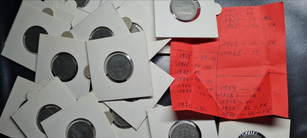 28 verschillende munten van 1 Belgische frank, Postzegels en Munten, Ophalen of Verzenden, Setje