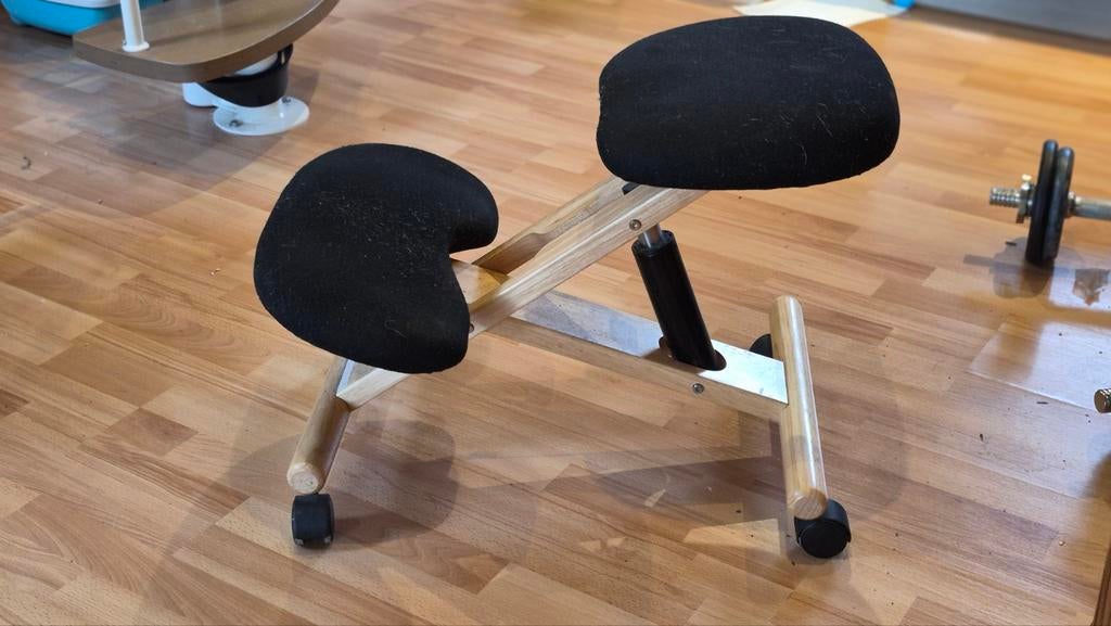 Chaise ergonomique, Ophalen
