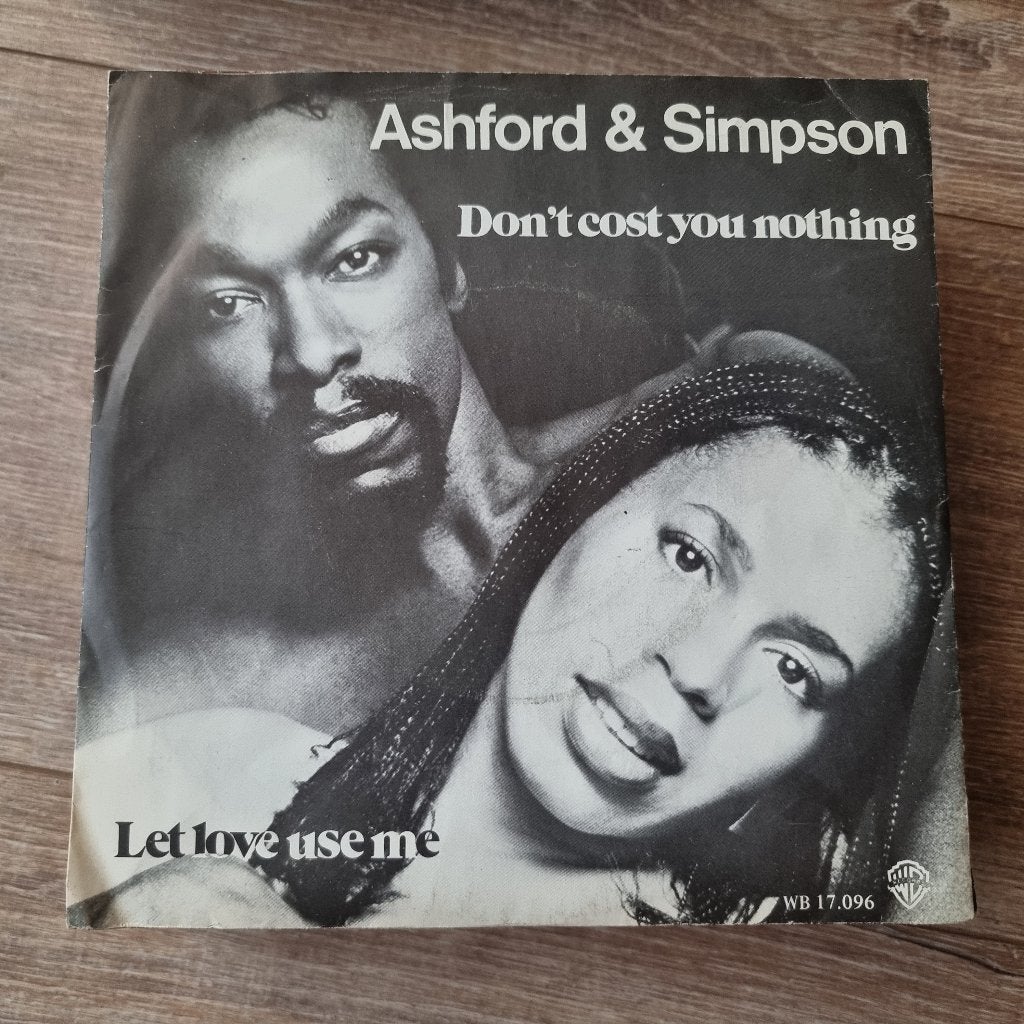 7" Ashford & Simpson – Don't Cost You Nothing, CD & DVD, Enlèvement ou Envoi, Utilisé, 7 inch, R&B et Soul