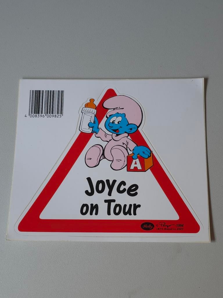 Autocollant Bébé Schtroumpf en voiture Joyce, Collections, Schtroumpfs, Envoi, Comme neuf, Bébé Schtroumpf, Autres types