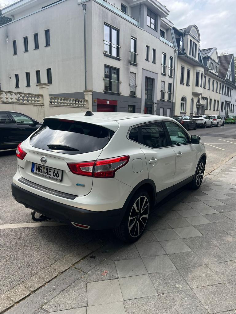 Nissan Qashqai 2016, Auto's, Voorwielaandrijving, Wit, 5 deurs, Particulier