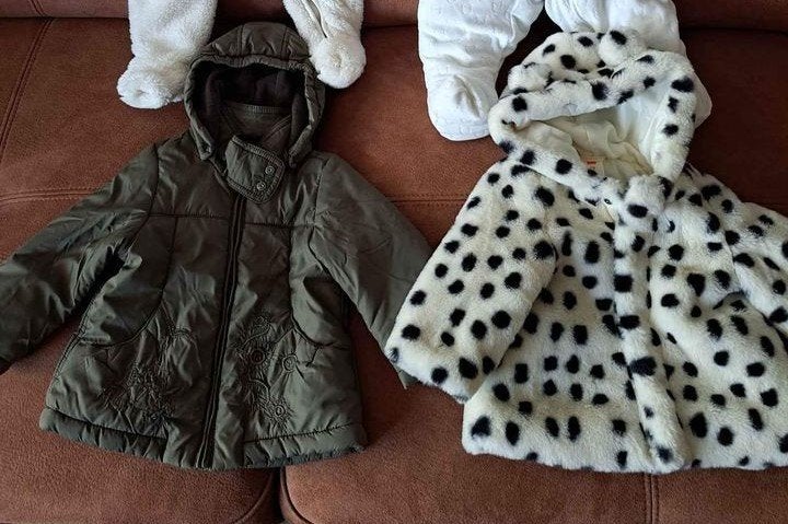 jasje, baby, mt 74, 2 stuks, Enfants & Bébés, Vêtements de bébé | Taille 74, Enlèvement ou Envoi, Comme neuf, Fille, Manteau