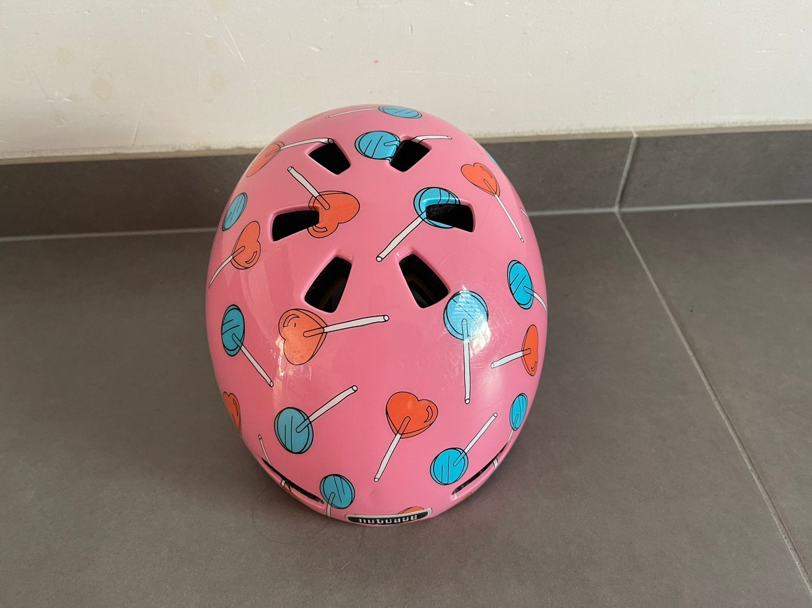 Eerste fietshelm (snoepjes) - baby Nutty, Fietsen en Brommers, Ophalen, Gebruikt, XXS, Meisje