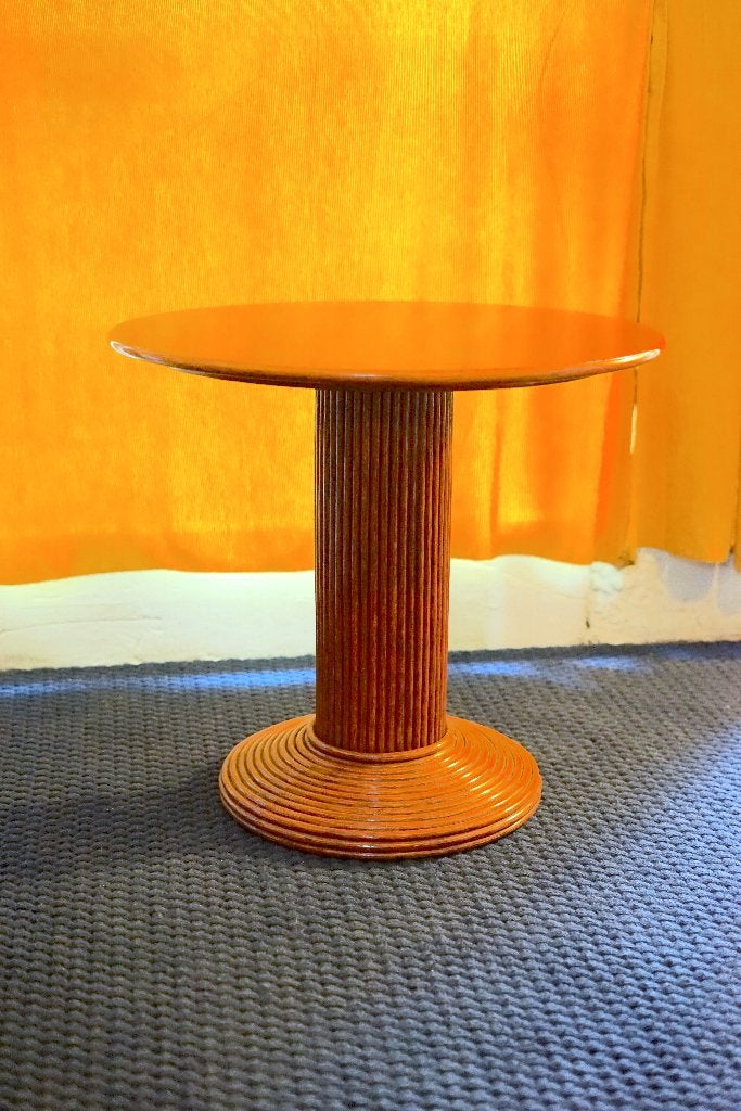 Ronde bijzettafel met bamboe / rotan onderstel - 80cm tafel, Ophalen of Verzenden, Zo goed als nieuw