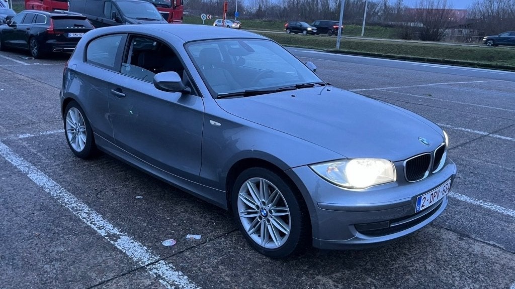 BMW 118i, Auto's, Zwart, Leder, Handgeschakeld, Particulier