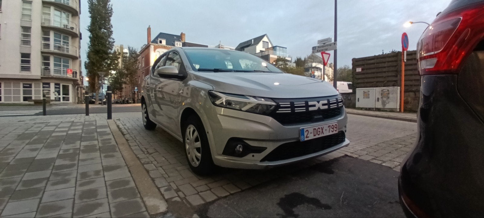 mooie dacia sandero 2023, Autos, Achat, Noir, 5 portes, Berline