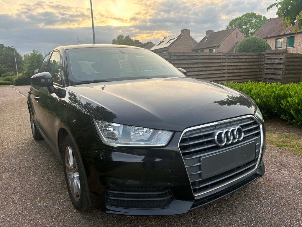 AUDI A1 Sportback kan gekeurd worden, Autos, Audi, Achat, A1, Noir, 5 portes