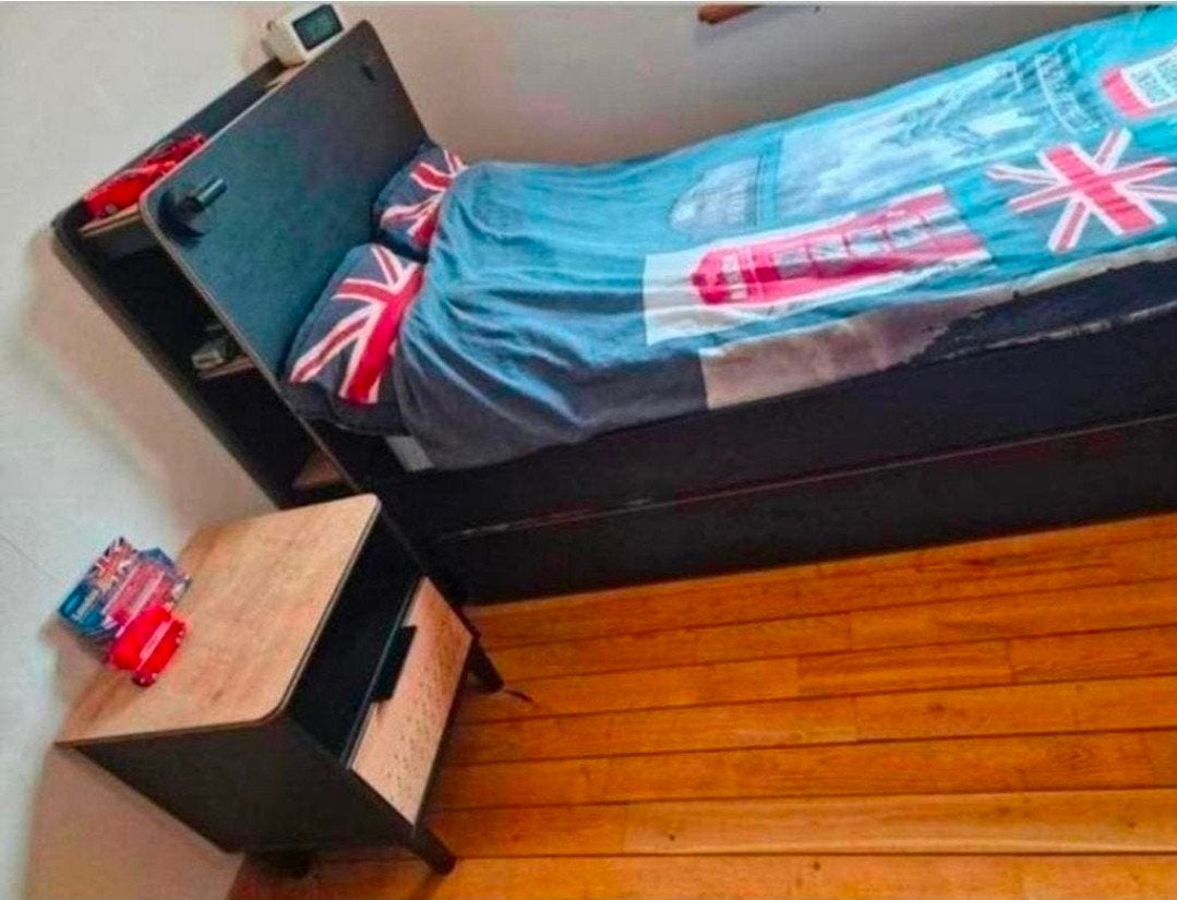 Bed + Bedlade Mooie staat!  Van het merk "New York", Huis en Inrichting, Ophalen, 100 cm, Zwart, Tweepersoons