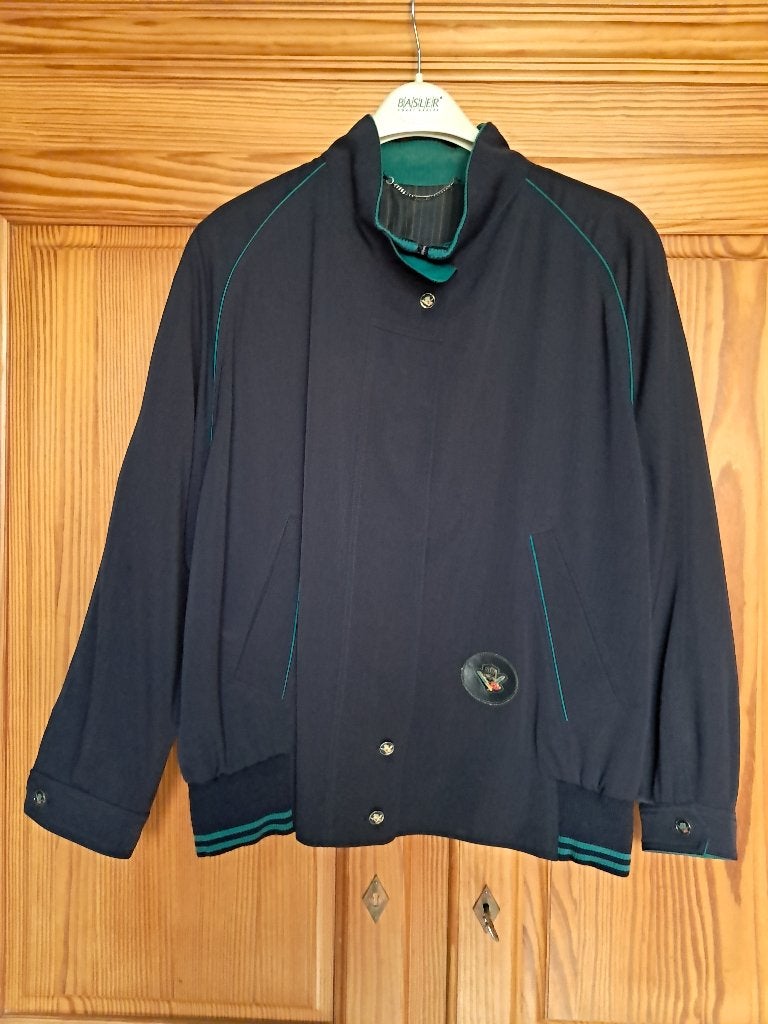 Blouson grande taille, Taille 46/48 (XL) ou plus grande, Enlèvement ou Envoi, Comme neuf, Bleu