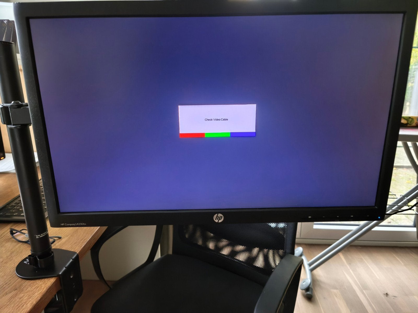 HP pc scherm met draai arm, Computers en Software, Ophalen, Gebruikt, HP monitor