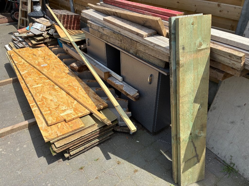 Hout, ijzeren werfdeur, boksdummy, enz…, Doe-het-zelf en Bouw, Hout en Planken, Ophalen, Gebruikt