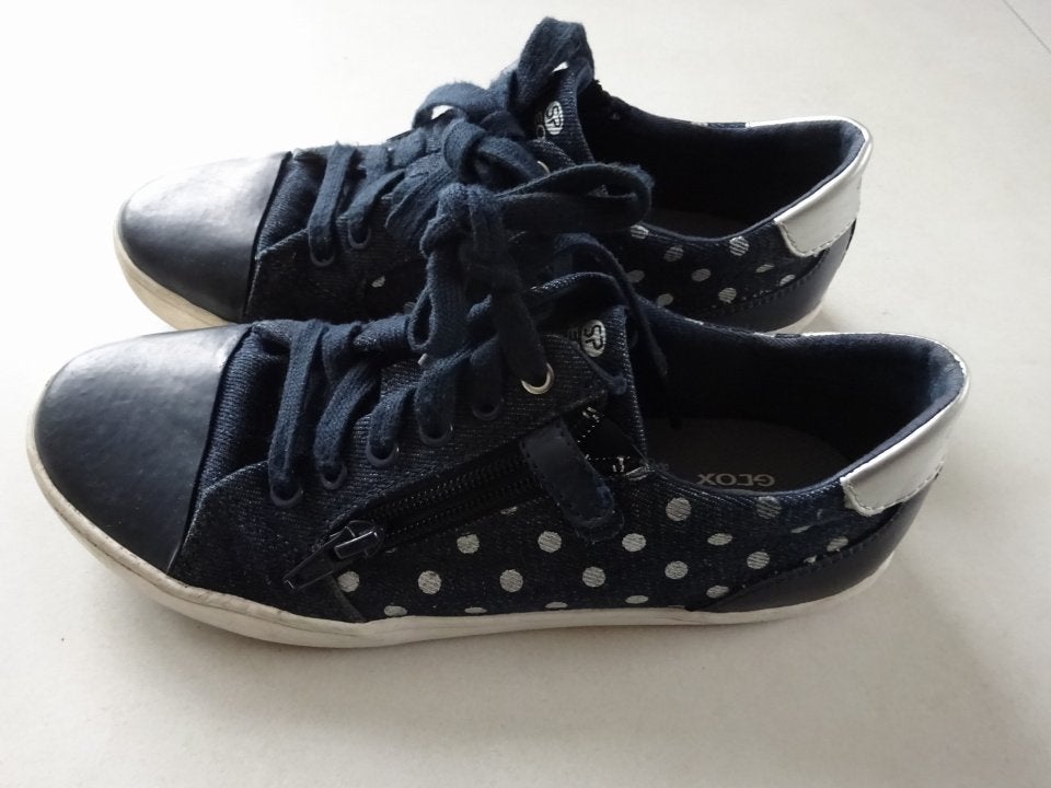 Blauwe schoenen Geox maat 37 actie 3 + 1 gratis, Meisje, Schoenen, Ophalen of Verzenden, Zo goed als nieuw