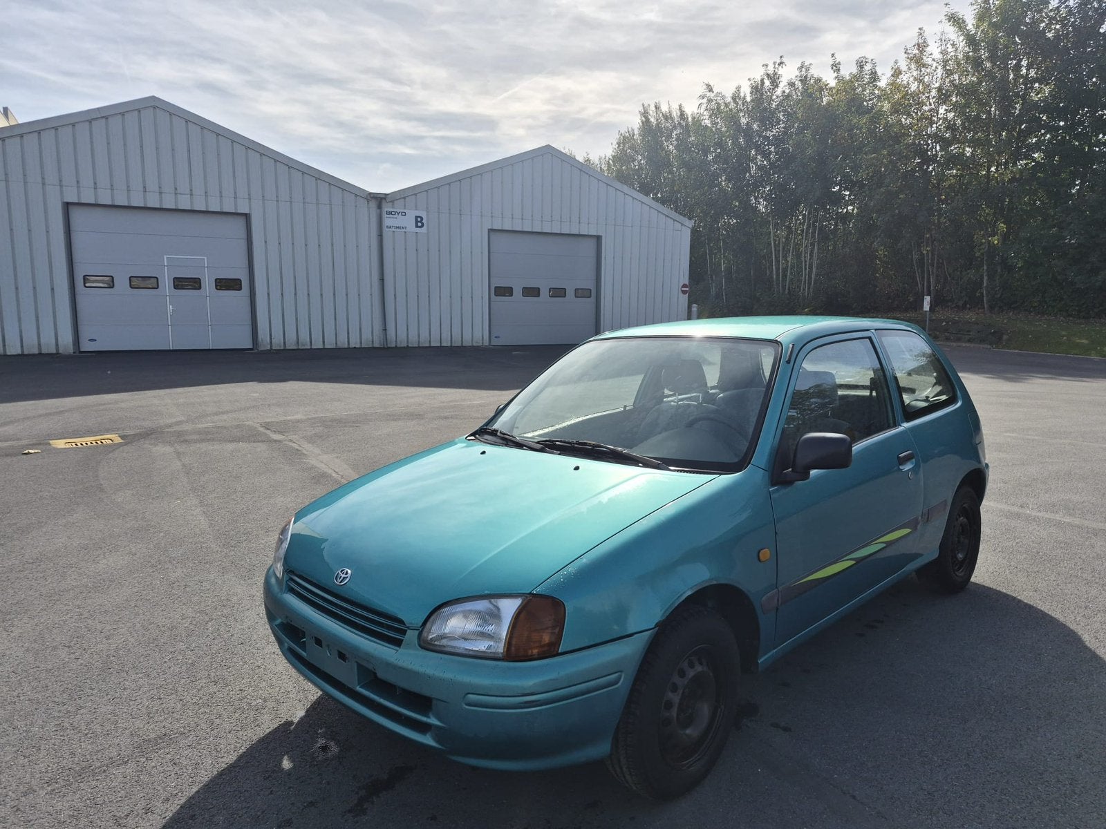 Toyota, starlet 1,3essence 1998 168000km, Autos, Achat, Entreprise, Starlet, Boîte manuelle