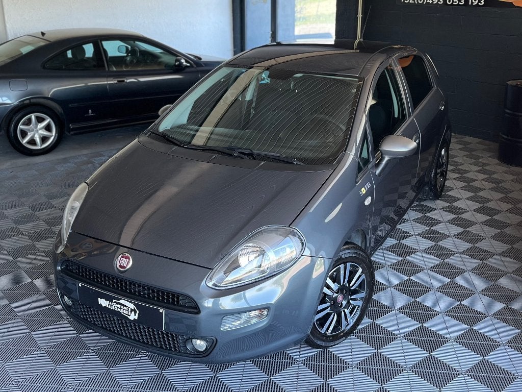 Fiat Punto 1.2i Young 1er Propriétaire Garantie 12 mois, Autos, 1242 cm³, Argent ou Gris, Achat, Euro 6