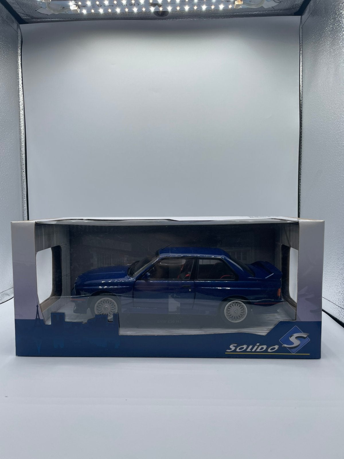 BMW M3 E30 Solido 1/18, Enlèvement, Neuf, Solido