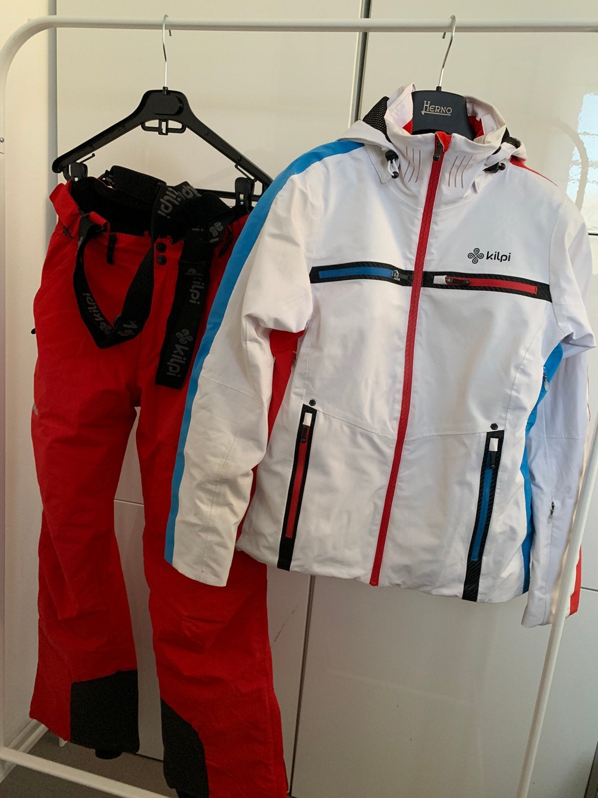 KILPI - tenue de ski - taille 38 - TB état, Enlèvement ou Envoi, Comme neuf, Pantalon