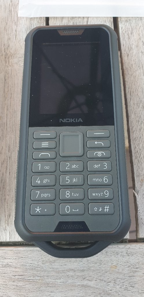Nokia 800 Tough, Neuf, Moins de 3 mégapixels, Classique ou Candybar, Clavier physique