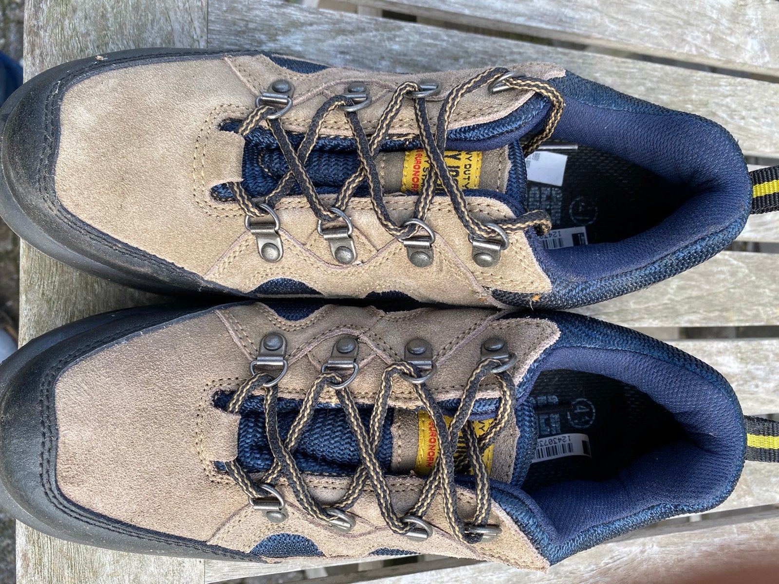Veiligheidsschoenen safty jogger, Ophalen, Zo goed als nieuw